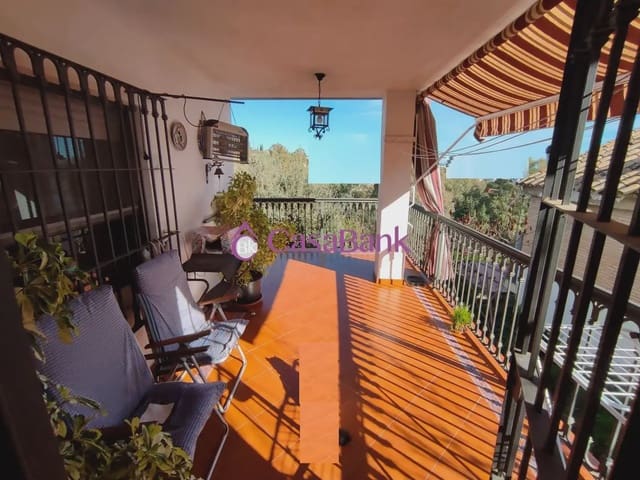 10 soverom Villa til salgs i El Brillante, Córdoba by med svømmebasseng garasje - € 690 000 (Ref: 9904756)