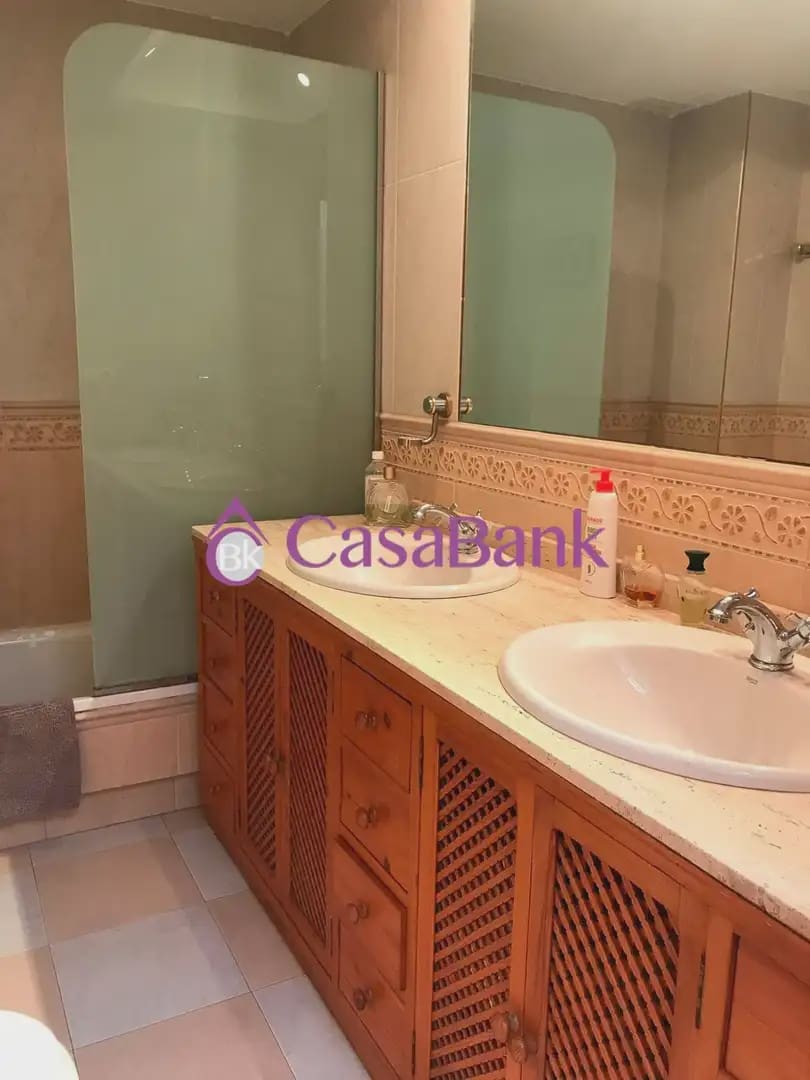 4 sypialnia Willa na sprzedaż w Miasto Kordoba - 400 000 € (Ref: 9904757)