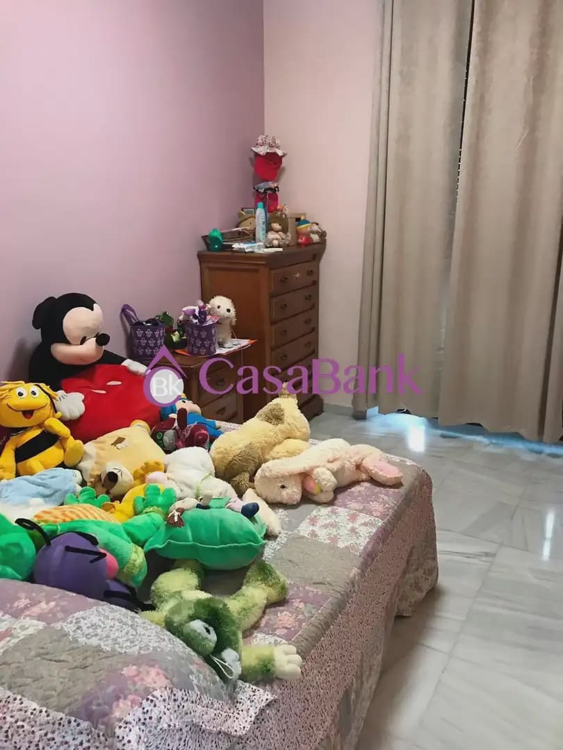 4 sypialnia Willa na sprzedaż w Miasto Kordoba - 400 000 € (Ref: 9904757)