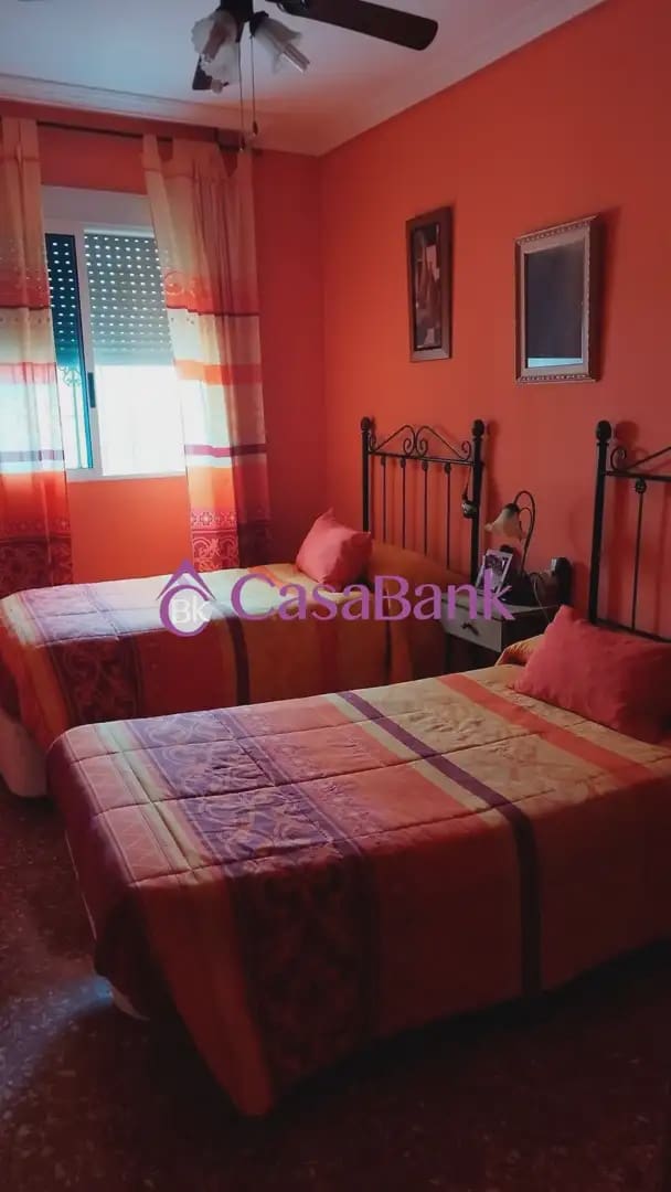 6 soverom Finca/Herregård til salgs i Cordoba by med svømmebasseng garasje - € 300 000 (Ref: 9904758)