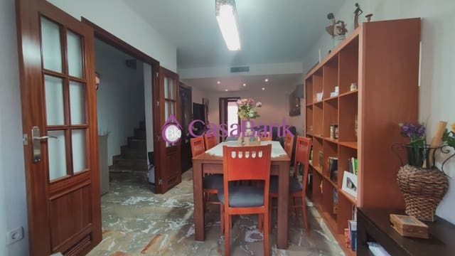 3 sypialnia Dom na sprzedaż w Villarrubia, Miasto Kordoba - 175 000 € (Ref: 9904759)