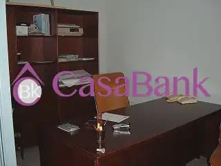 Komercyjne na sprzedaż w Miasto Kordoba - 210 000 € (Ref: 9904760)