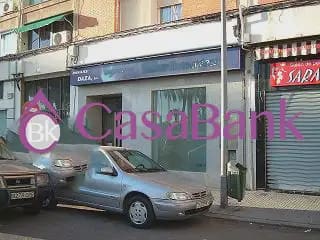 Komercyjne na sprzedaż w Miasto Kordoba - 210 000 € (Ref: 9904760)
