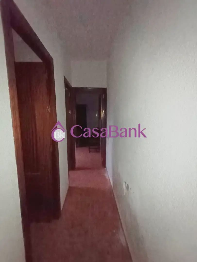 4 soverom Villa til salgs i Cordoba by - € 150 000 (Ref: 9904761)