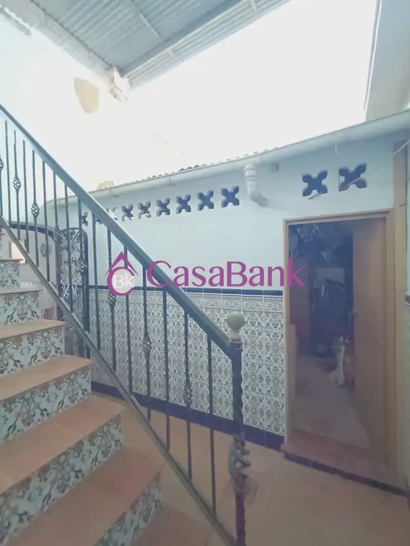 4 soverom Villa til salgs i Cordoba by - € 150 000 (Ref: 9904761)
