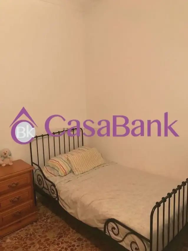 Chalet de 4 habitaciones en Córdoba ciudad en venta con piscina - 245.000 € (Ref: 9904763)