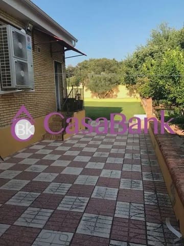 4 soverom Villa til salgs i Alcolea, Córdoba by med svømmebasseng - € 245 000 (Ref: 9904763)