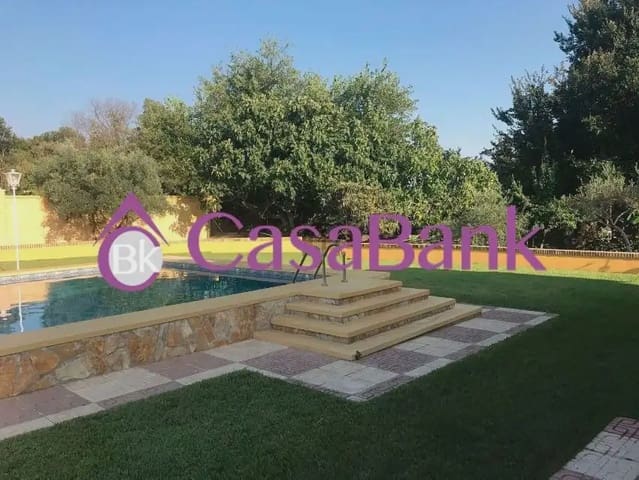 4 soverom Villa til salgs i Alcolea, Córdoba by med svømmebasseng - € 245 000 (Ref: 9904763)
