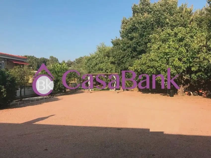 Chalet de 4 habitaciones en Córdoba ciudad en venta con piscina - 245.000 € (Ref: 9904763)