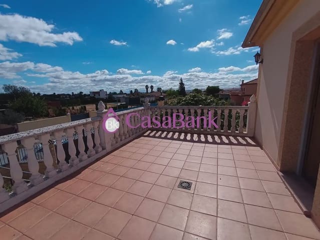 2 sypialnia Willa na sprzedaż w Electromecánicas, Miasto Kordoba z basenem - 204 000 € (Ref: 9904768)