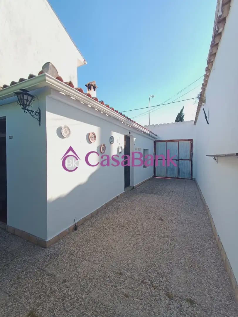 3 sypialnia Dom na sprzedaż w Miasto Kordoba z garażem - 295 800 € (Ref: 9904770)