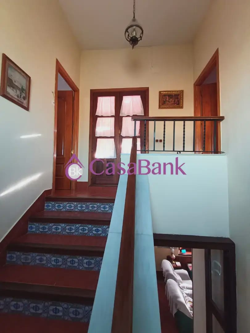 3 sypialnia Dom na sprzedaż w Miasto Kordoba z garażem - 295 800 € (Ref: 9904770)