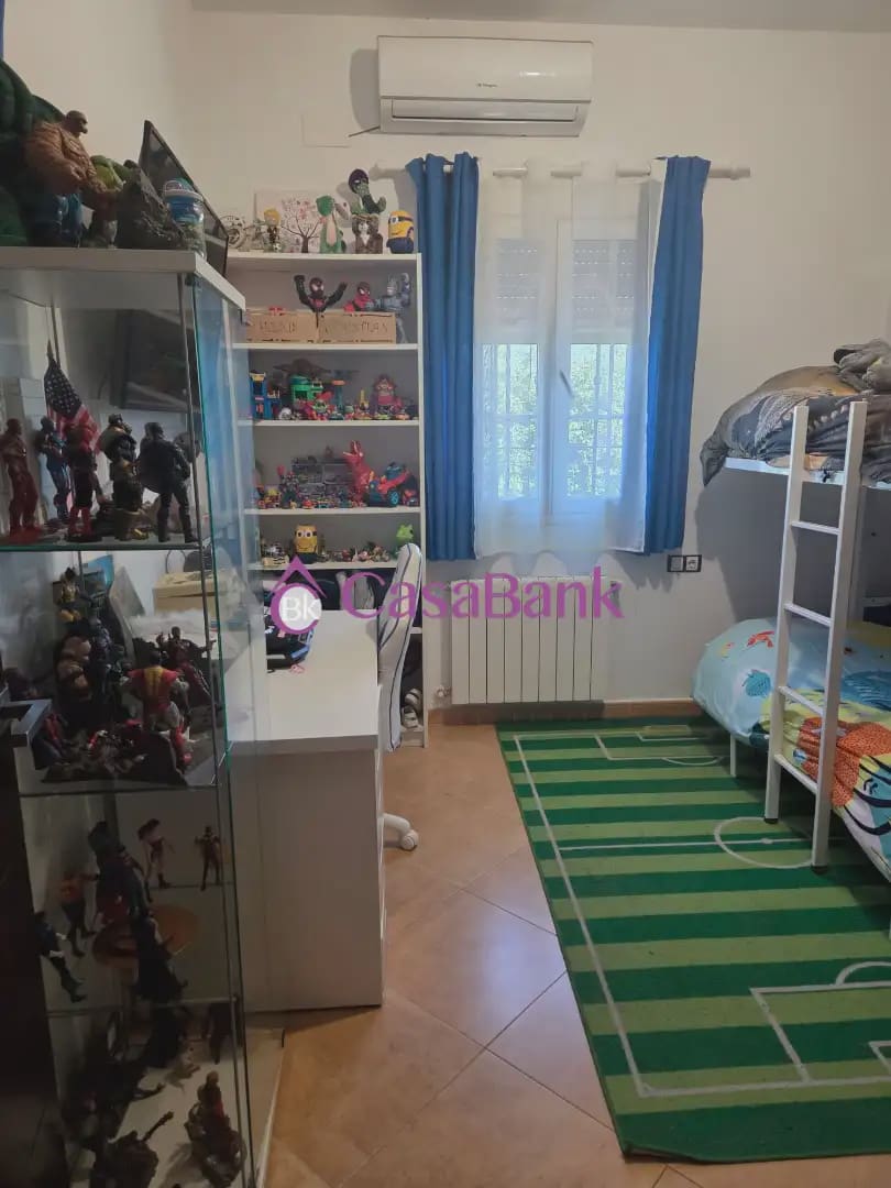 4 soverom Villa til salgs i Cordoba by med svømmebasseng - € 330 000 (Ref: 9904771)