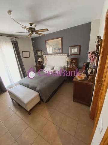4 soverom Villa til salgs i Alcolea, Córdoba by med svømmebasseng - € 365 000 (Ref: 9904773)