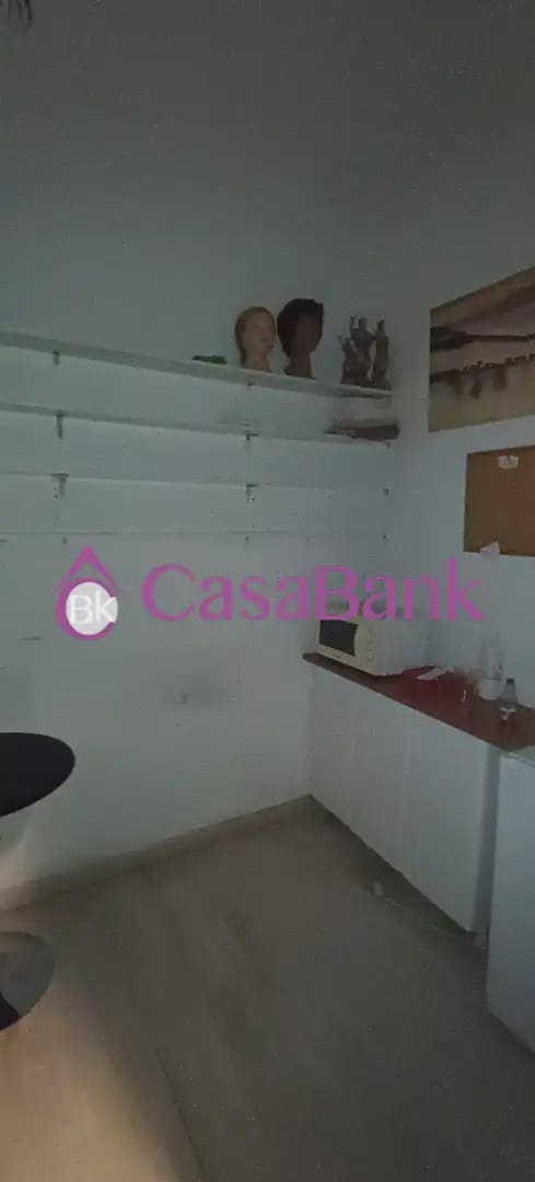 Komercyjne na sprzedaż w Miasto Kordoba - 244 800 € (Ref: 9904774)
