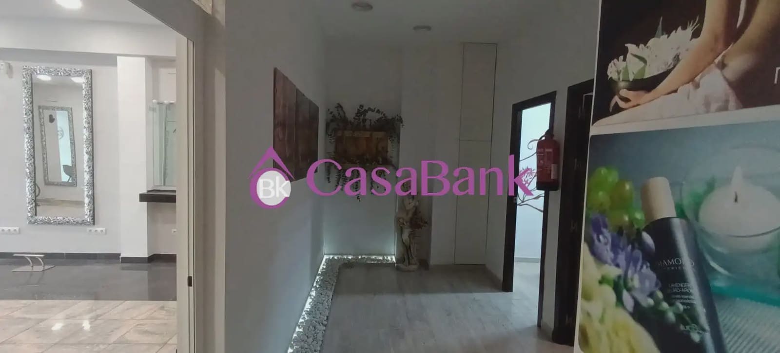 Komercyjne na sprzedaż w Miasto Kordoba - 244 800 € (Ref: 9904774)