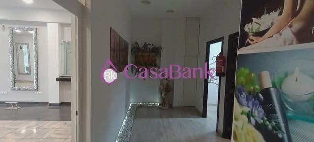 Komercyjne na sprzedaż w Valdeolleros, Miasto Kordoba - 244 800 € (Ref: 9904774)