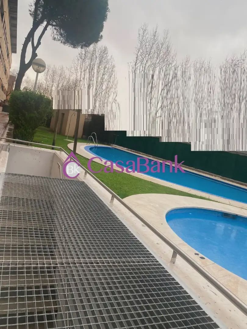 1 soverom Leilighet til salgs i Cordoba by med svømmebasseng - € 193 000 (Ref: 9904778)