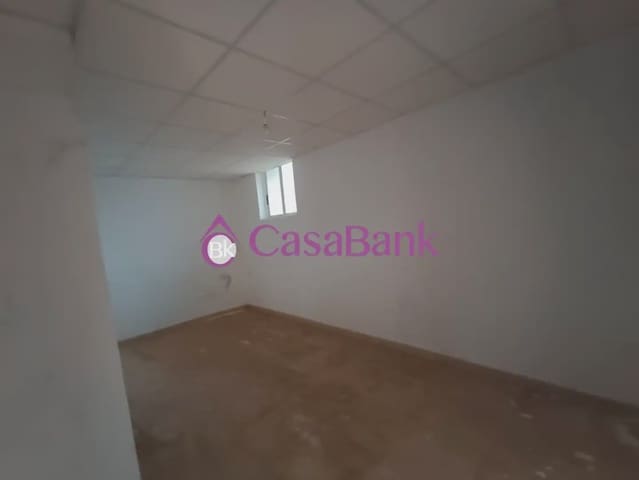 5 sypialnia Willa na sprzedaż w Centro Comercial, Miasto Kordoba z garażem - 275 000 € (Ref: 9904779)