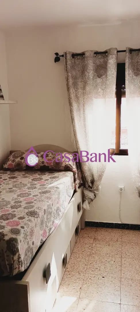 4 sypialnia Dom na sprzedaż w Miasto Kordoba - 128 500 € (Ref: 9904781)