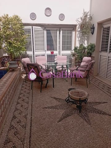 7 soverom Villa til salgs i Santa Marina, Córdoba by med svømmebasseng garasje - € 820 000 (Ref: 9904784)