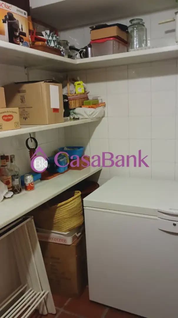 7 soverom Villa til salgs i Cordoba by med svømmebasseng garasje - € 820 000 (Ref: 9904784)