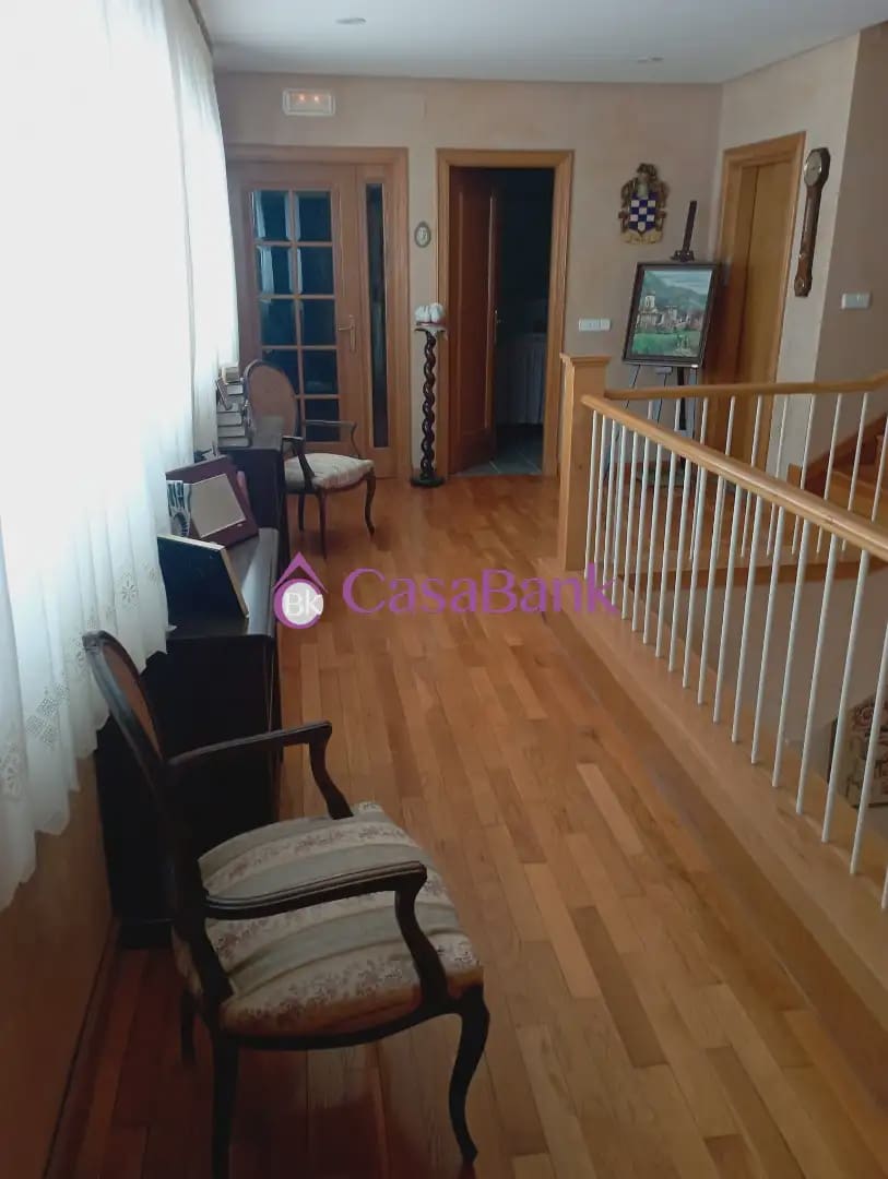 7 soverom Villa til salgs i Cordoba by med svømmebasseng garasje - € 820 000 (Ref: 9904784)