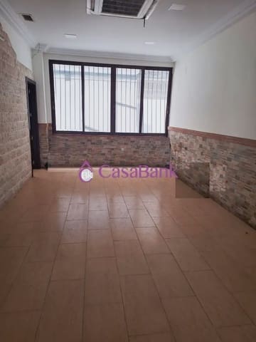 Komercyjne na sprzedaż w Viñuela-Rescatado, Miasto Kordoba - 95 000 € (Ref: 9904787)
