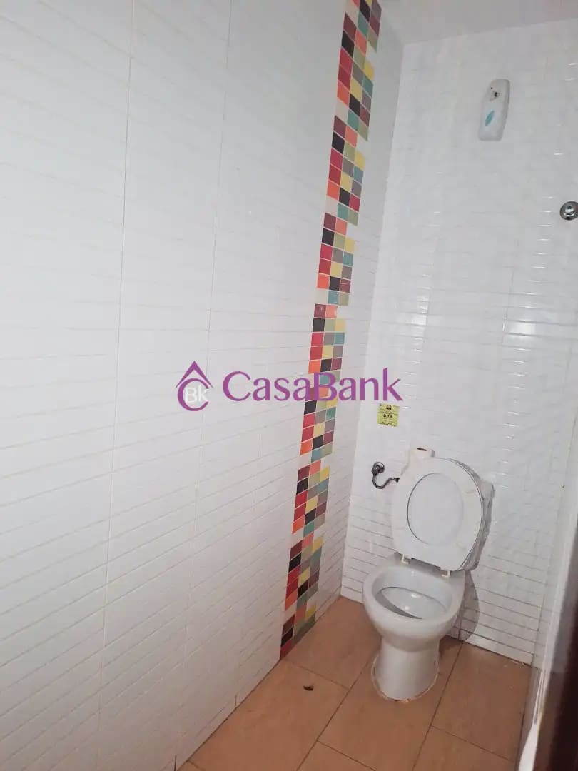 Komercyjne na sprzedaż w Miasto Kordoba - 95 000 € (Ref: 9904787)