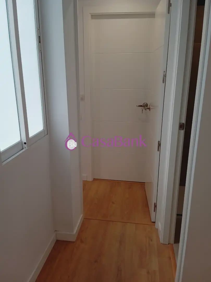 3 Zimmer Wohnung zu verkaufen in Cordoba Stadt - 165.000 € (Ref: 9904788)
