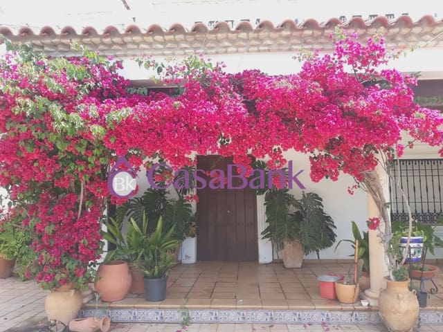 3 soverom Villa til salgs i Alcolea, Córdoba by - € 240 000 (Ref: 9904790)