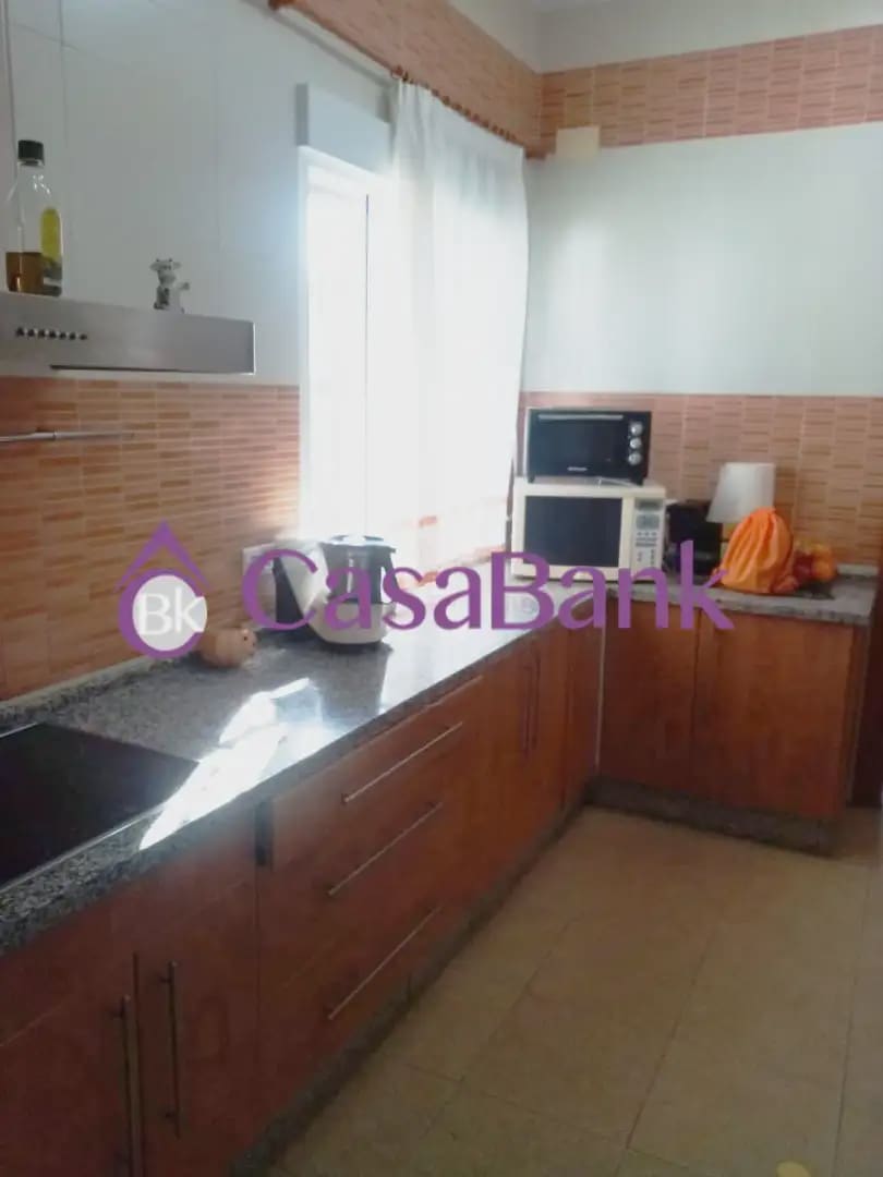 Chalet de 3 habitaciones en Córdoba ciudad en venta con piscina - 185.000 € (Ref: 9904791)
