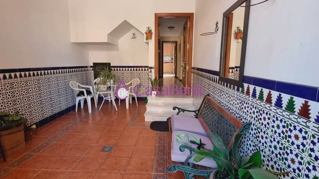 5 sypialnia Dom na sprzedaż w Olivos Borrachos, Miasto Kordoba z garażem - 375 000 € (Ref: 9904794)