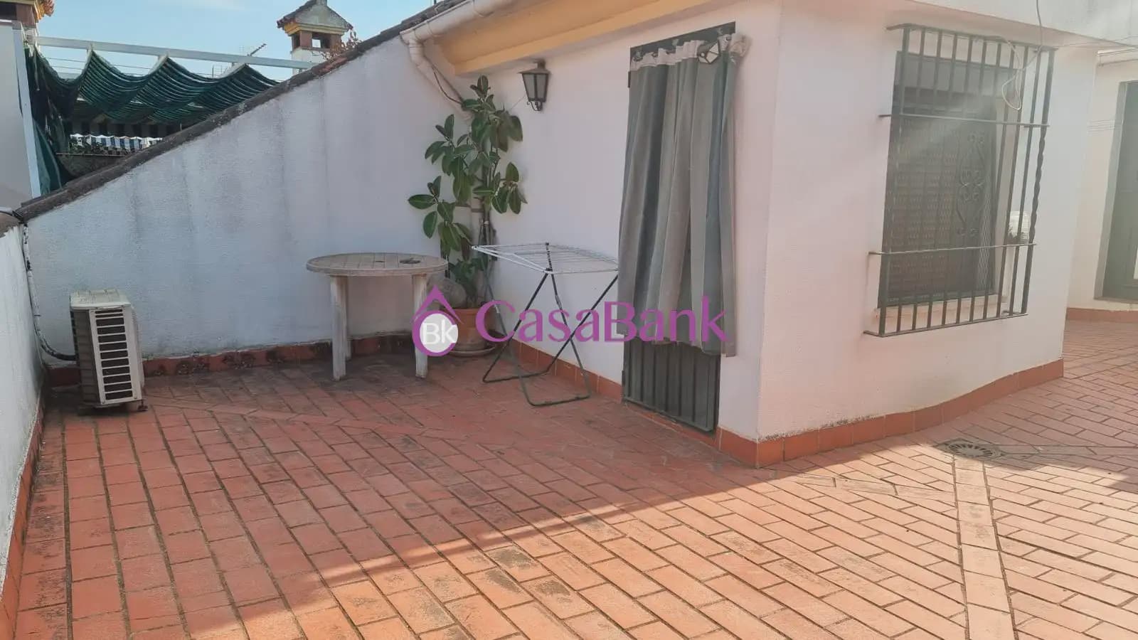 5 sypialnia Dom na sprzedaż w Miasto Kordoba z garażem - 375 000 € (Ref: 9904794)