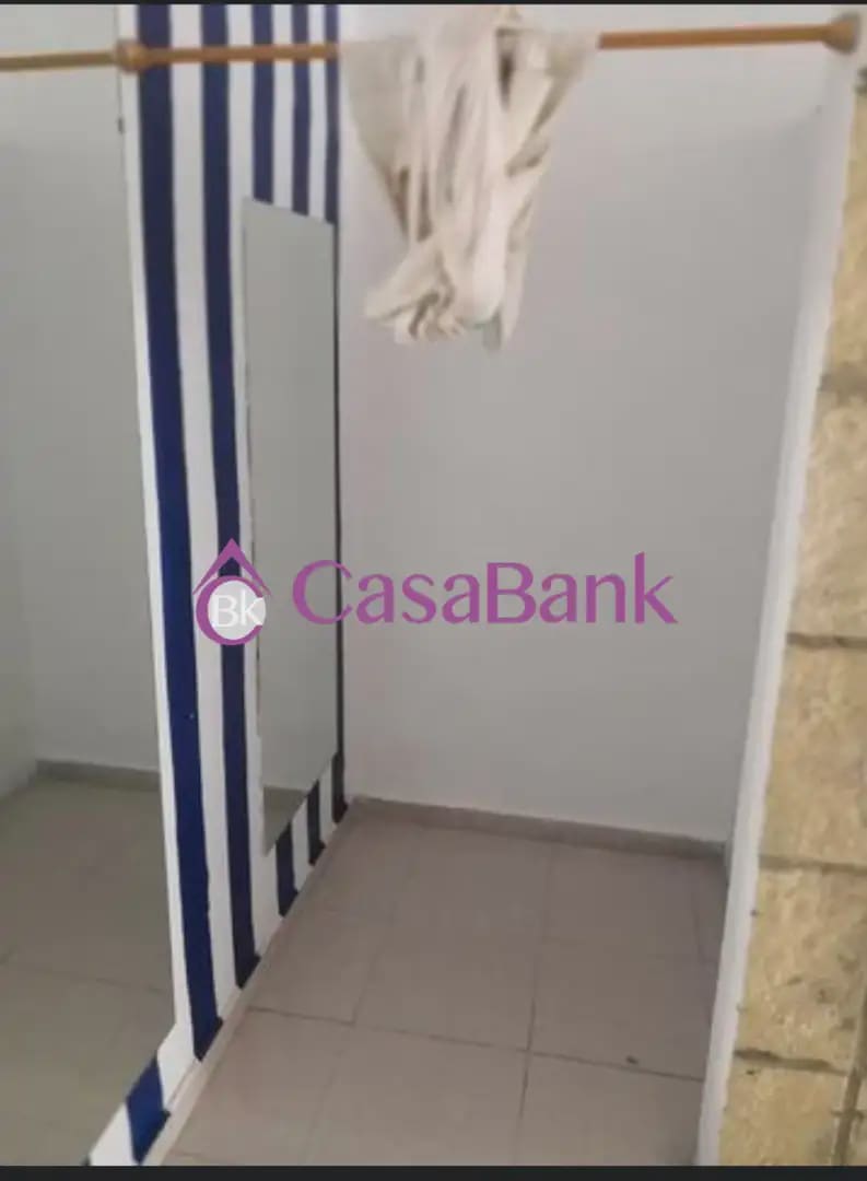Komercyjne na sprzedaż w Miasto Kordoba - 67 500 € (Ref: 9904796)