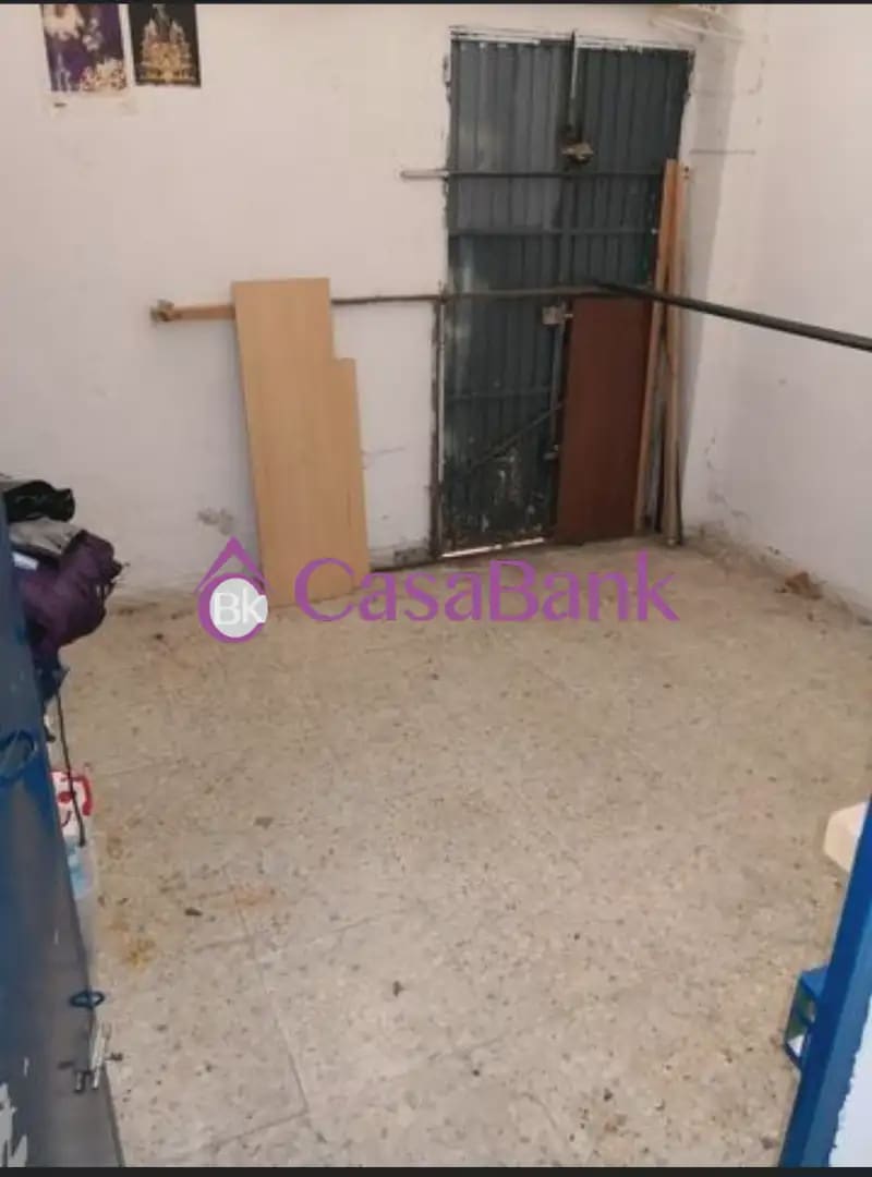Komercyjne na sprzedaż w Miasto Kordoba - 67 500 € (Ref: 9904796)