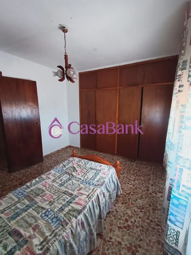 4 sypialnia Dom na sprzedaż w Miasto Kordoba - 235 000 € (Ref: 9904798)