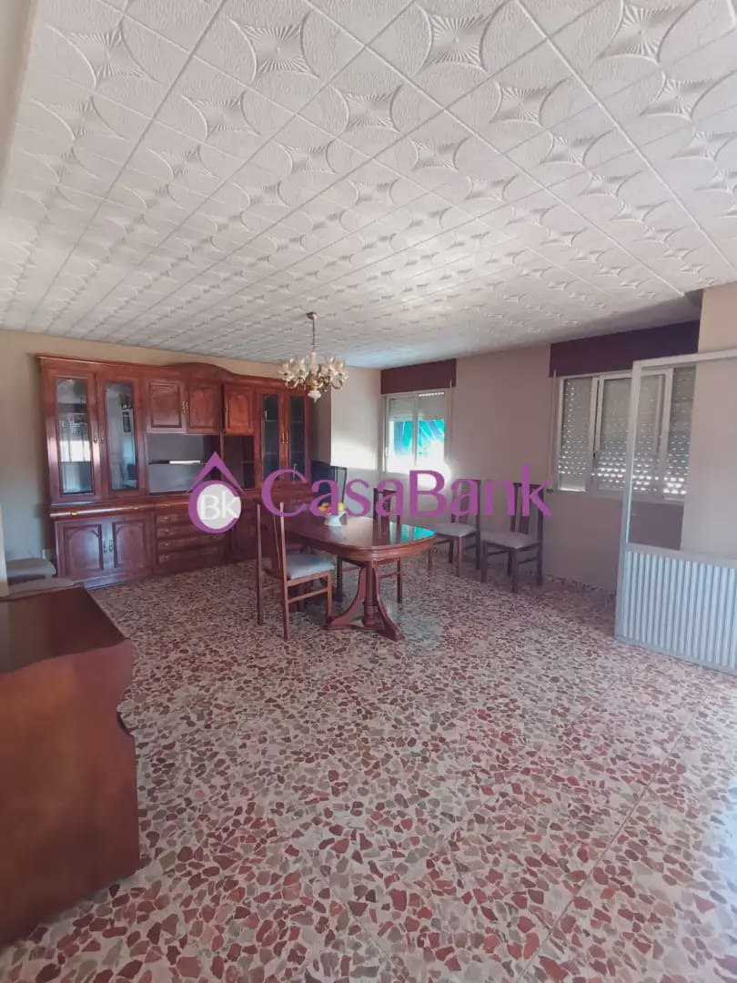 4 sypialnia Dom na sprzedaż w Miasto Kordoba - 235 000 € (Ref: 9904798)