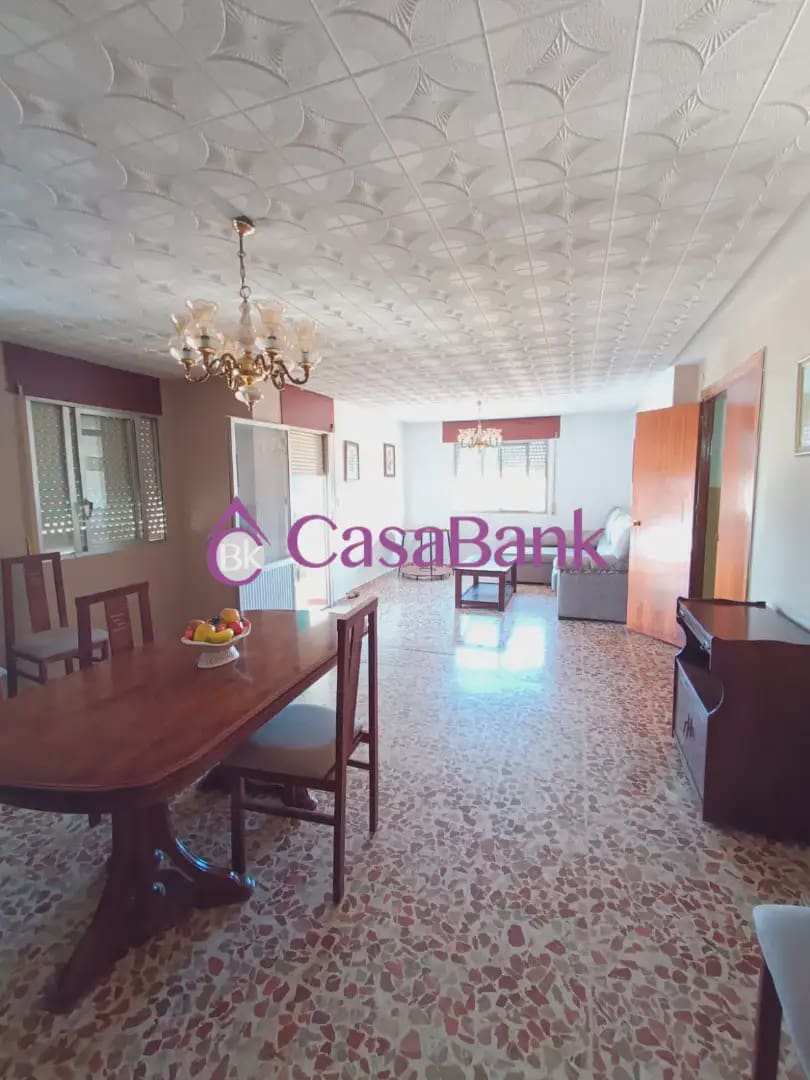 4 sypialnia Dom na sprzedaż w Miasto Kordoba - 235 000 € (Ref: 9904798)