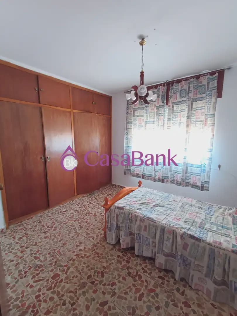 4 sypialnia Dom na sprzedaż w Miasto Kordoba - 235 000 € (Ref: 9904798)