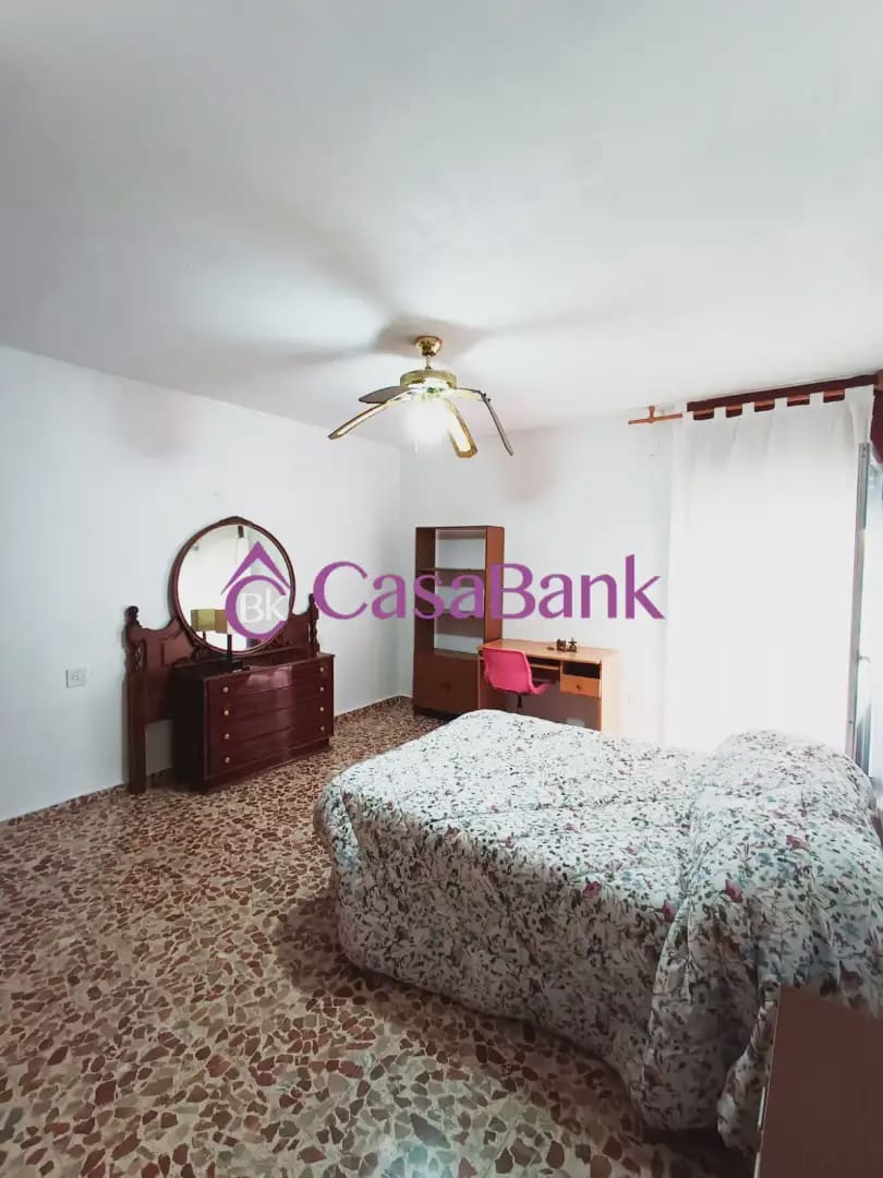 4 sypialnia Dom na sprzedaż w Miasto Kordoba - 235 000 € (Ref: 9904798)