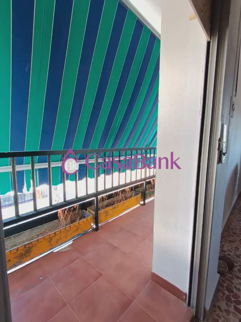 4 sypialnia Dom na sprzedaż w Miasto Kordoba - 235 000 € (Ref: 9904798)