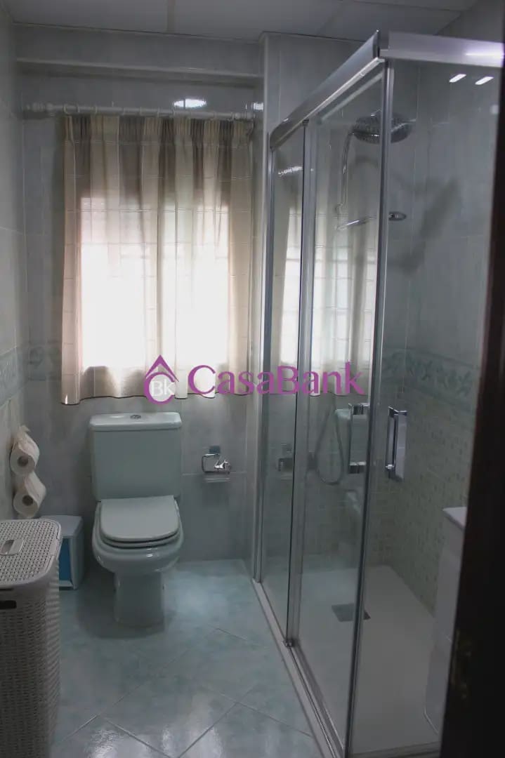 3 sypialnia Mieszkanie do wynajęcia w Miasto Kordoba - 750 € (Ref: 9904801)