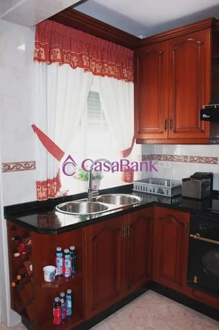 3 sypialnia Mieszkanie do wynajęcia w Parque Cruz Conde, Miasto Kordoba - 750 € (Ref: 9904801)