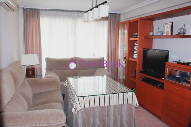 3 sypialnia Mieszkanie do wynajęcia w Parque Cruz Conde, Miasto Kordoba - 750 € (Ref: 9904801)