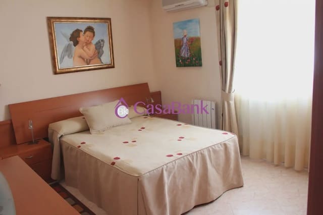 3 sypialnia Mieszkanie do wynajęcia w Parque Cruz Conde, Miasto Kordoba - 750 € (Ref: 9904801)
