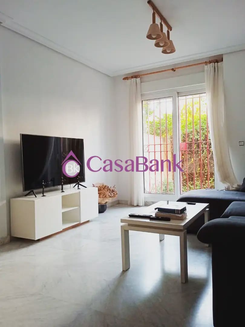 2 soverom Leilighet til salgs i Cordoba by med svømmebasseng garasje - € 285 000 (Ref: 9904804)