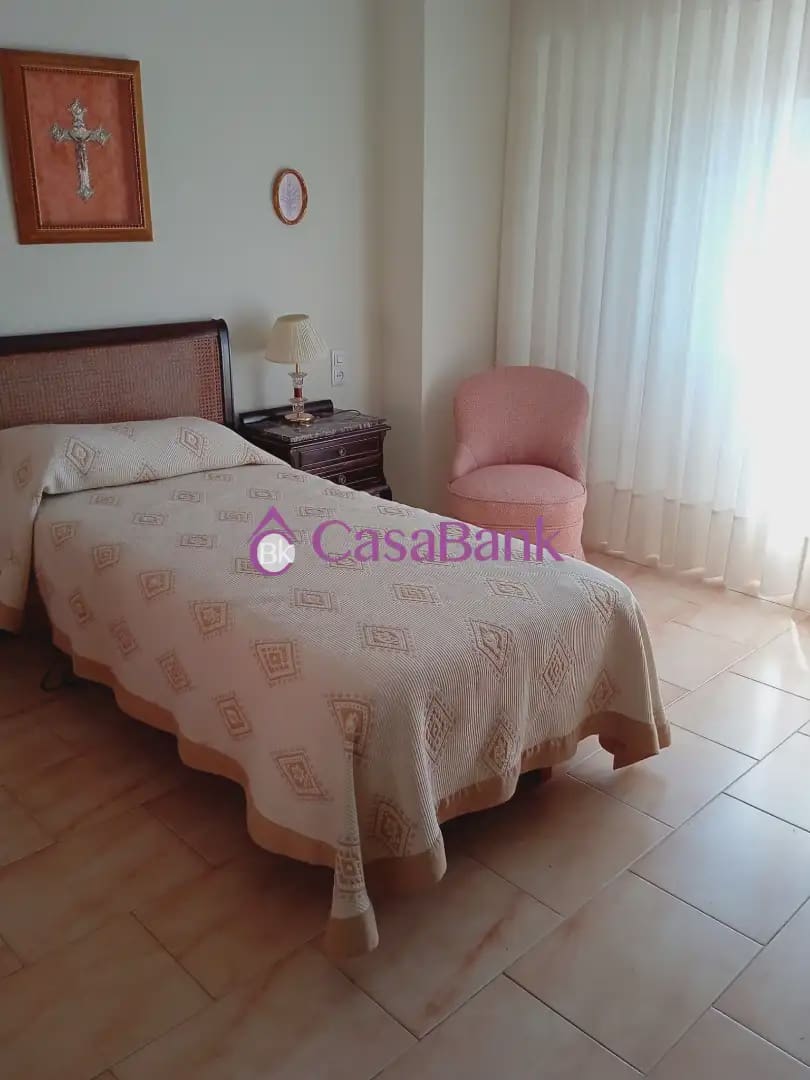 4 soveværelse Lejlighed til leje i Cordoba by - € 1.400 (Ref: 9904806)