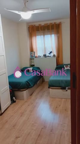 3 bedroom Flat for sale in El Naranjo, Córdoba city with garage - € 229,500 (Ref: 9904808)