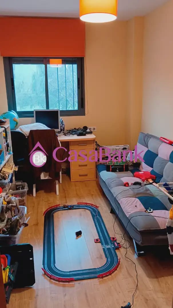 3 slaapkamer Flat te koop in Cordoba stad met garage - € 229.500 (Ref: 9904808)